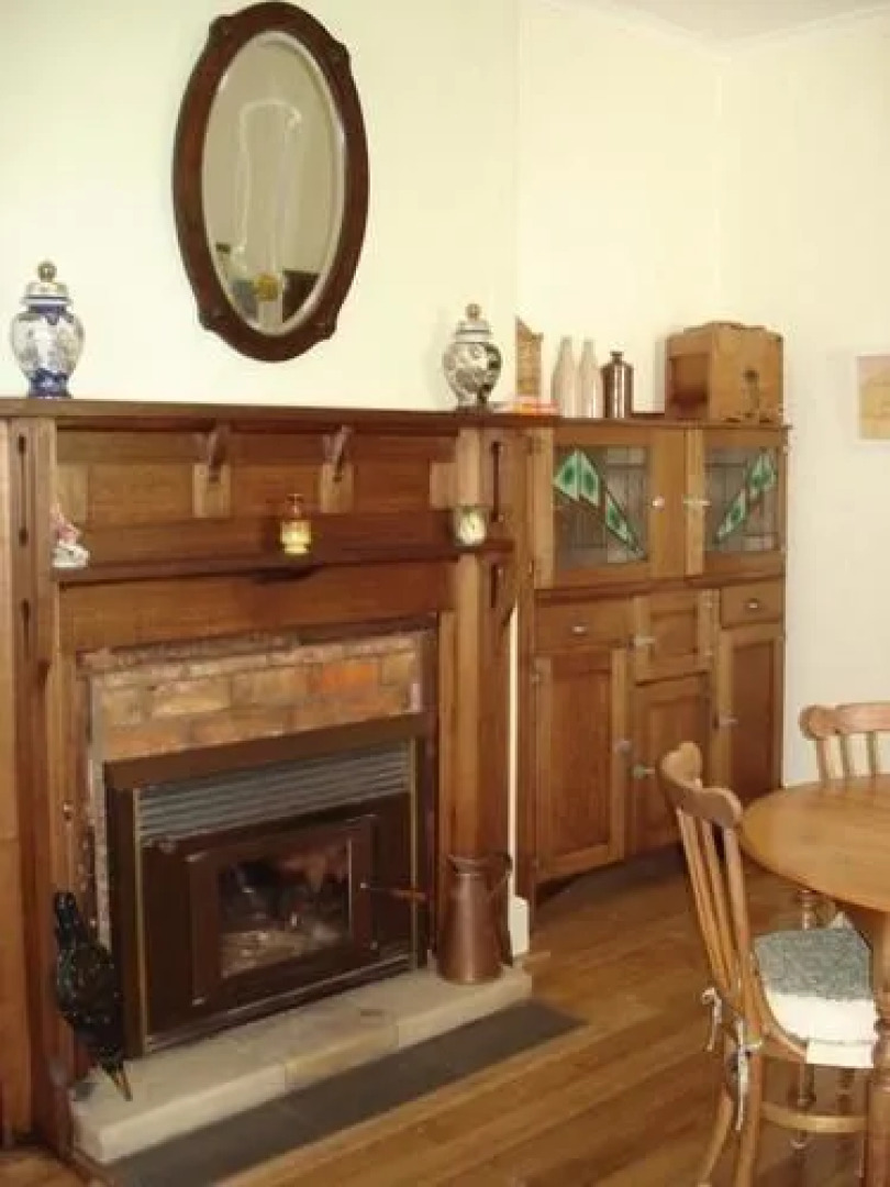 Christopher Hall's Colonial Accommodation