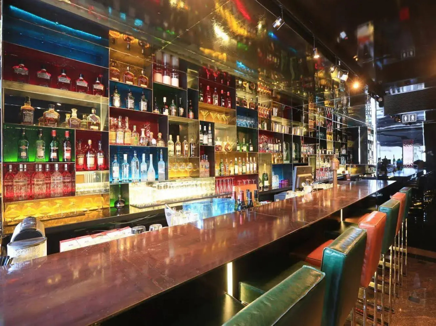 Alexander Hotel– Tel Aviv