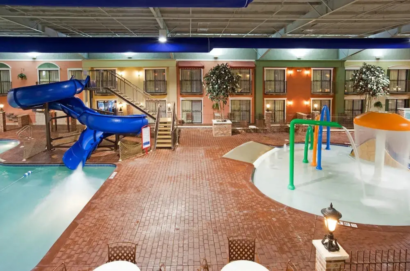 Holiday Inn Hotel & Suites Minneapolis - Lakeville