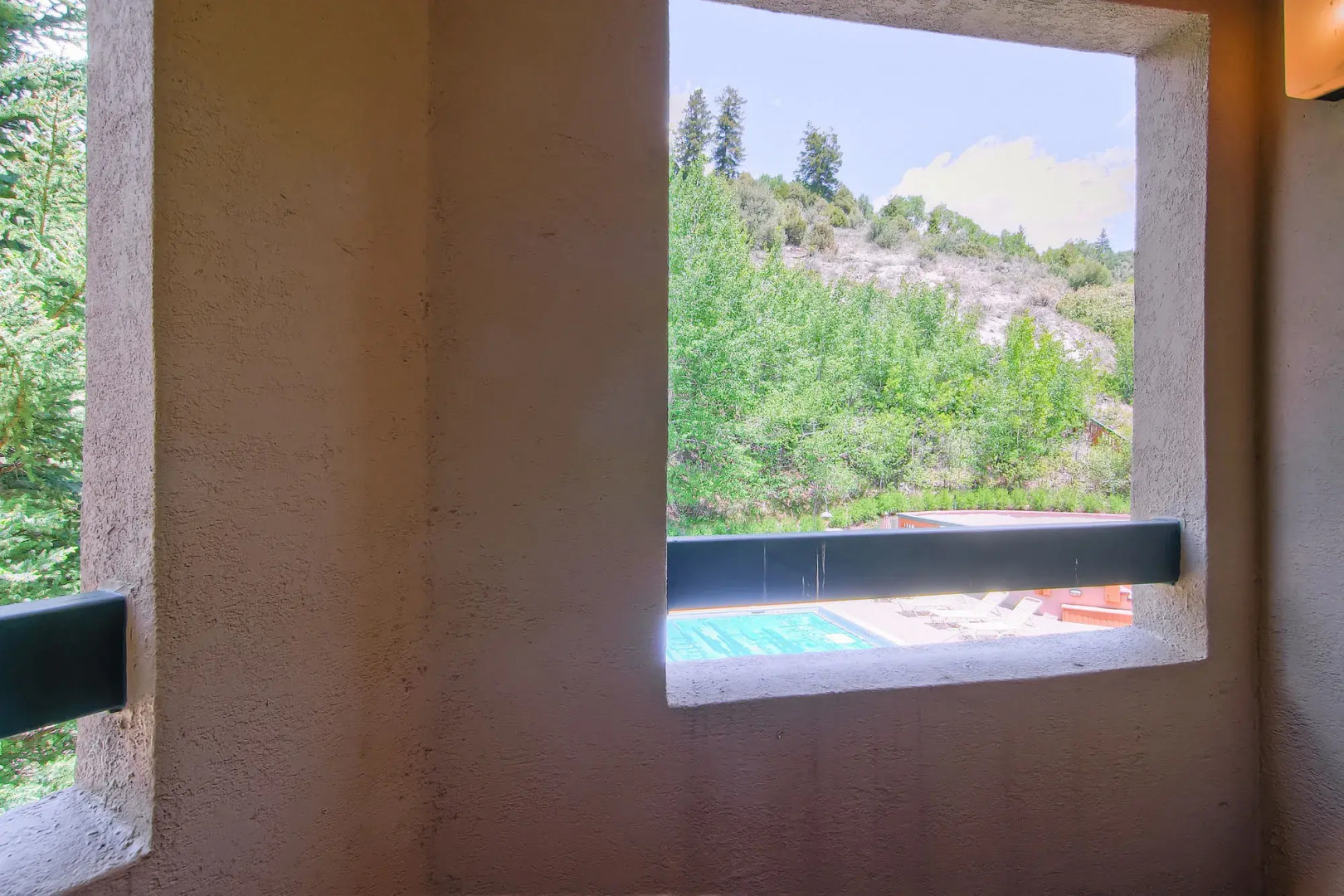 Kiva Lodge by East West Hospitality