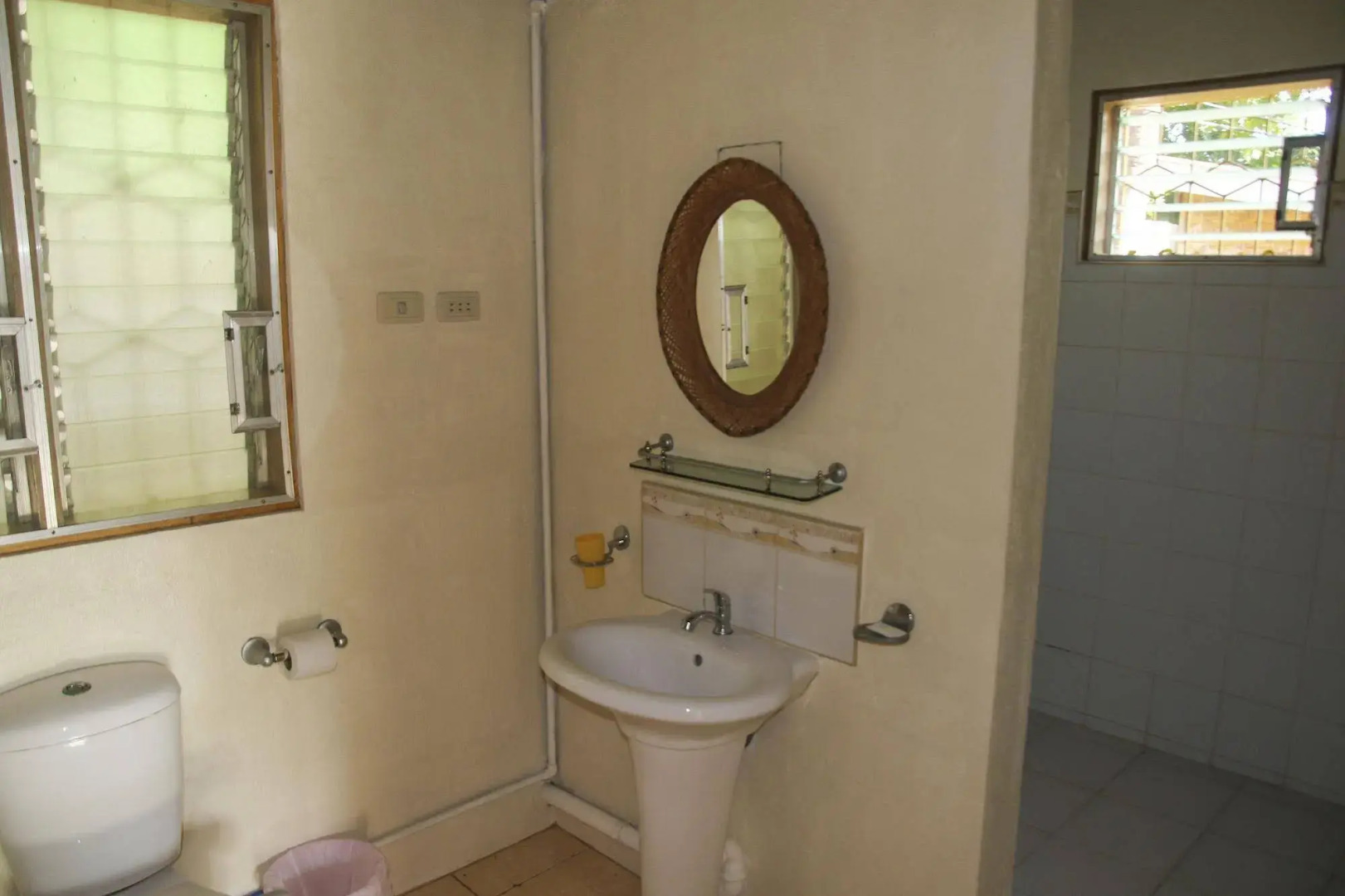 Isla Hayahay Beach Resort and Restaurant