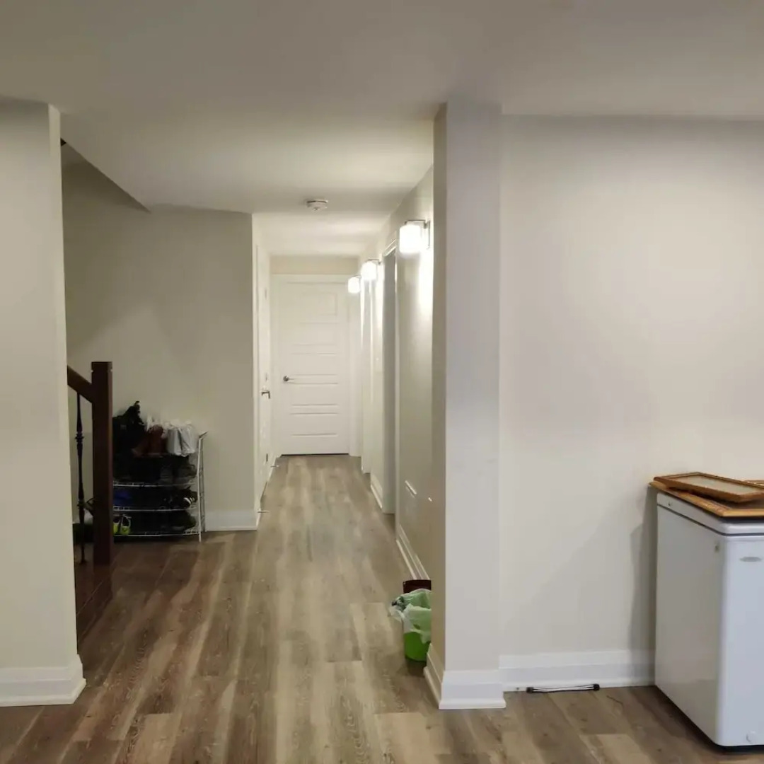 Brand New Walk Out Bsmt Apt Near Beach