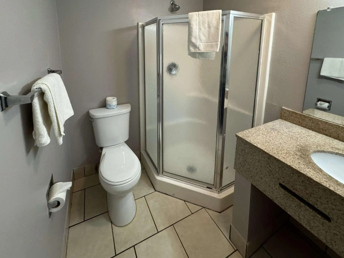 Motel 6 Janesville, WI