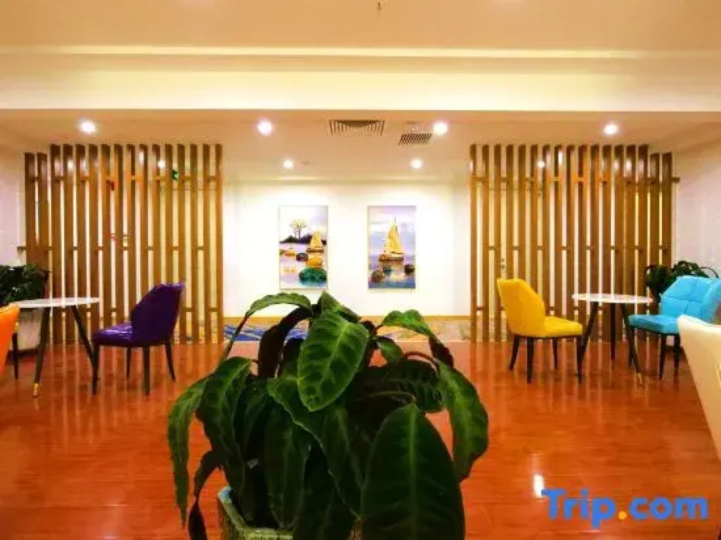 Vienna 3 Best Hotel (Dorbod Banner Xinhua Street)