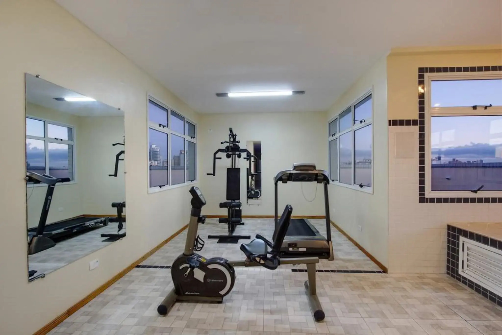 Bristol Centro Cívico Multy Hotel