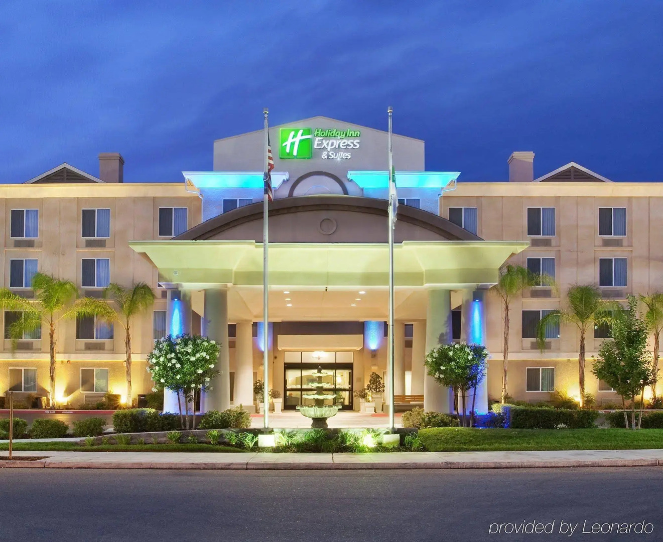 Holiday Inn Express Hotel & Suites River Park by IHG