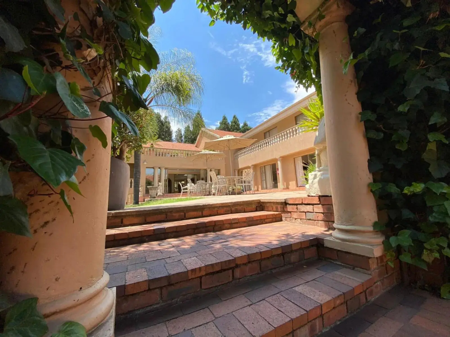 Summerview Boutique Hotel and Conference