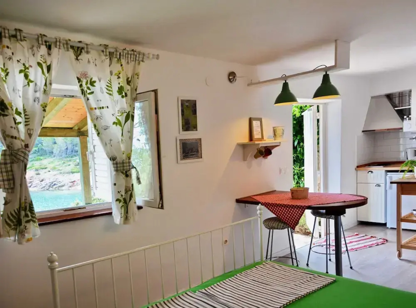 Blissful Bay Apartments Vrboska