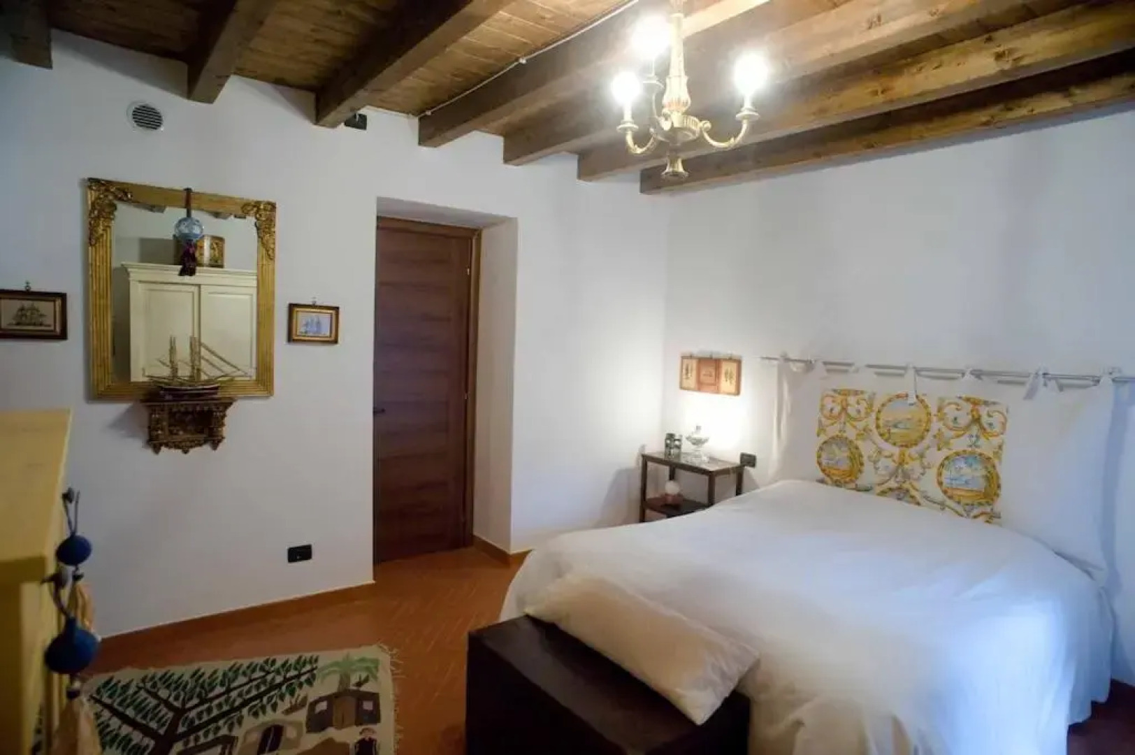 Casa Boru - a beautiful fully restored spacious house with fantastic views