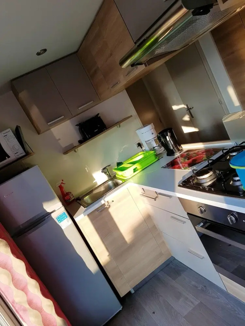 Property With 3 Bedrooms in Saint-jean-de-monts, With Pool Access, Fur