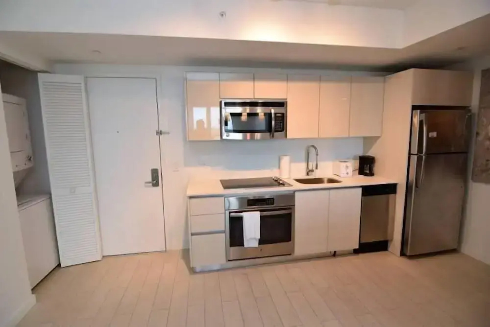 2 Bedroom Unit Across From Ocean @ Beachwalk Resort