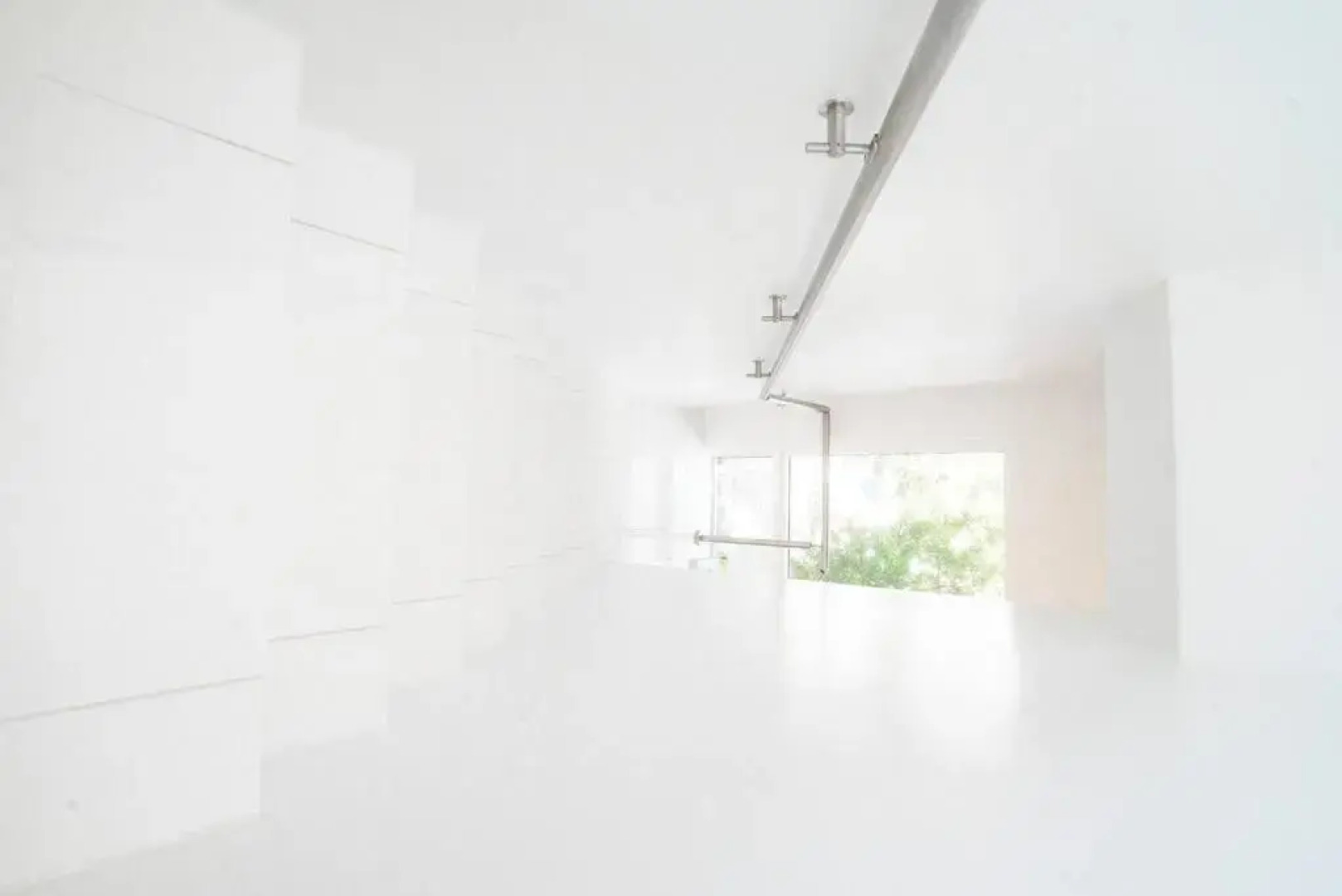 Ocean Front contemporary 3 Bedroom townhouse.