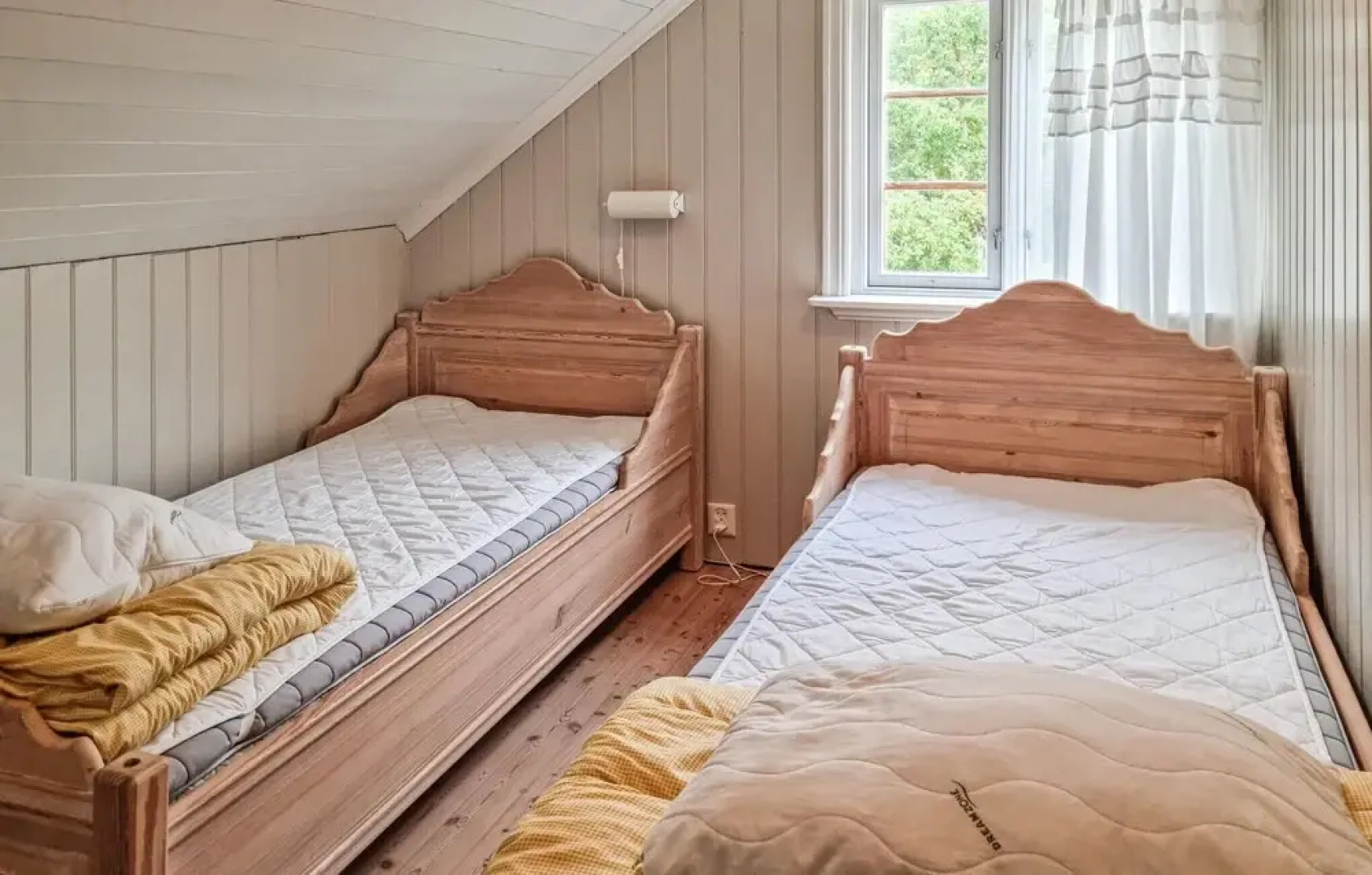 Beautiful Home in Farsund With 4 Bedrooms and Wifi