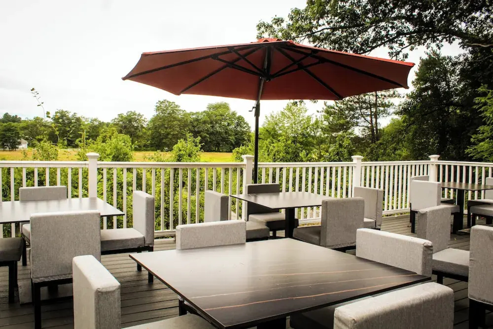 Chateau Merrimack Resort & Spa