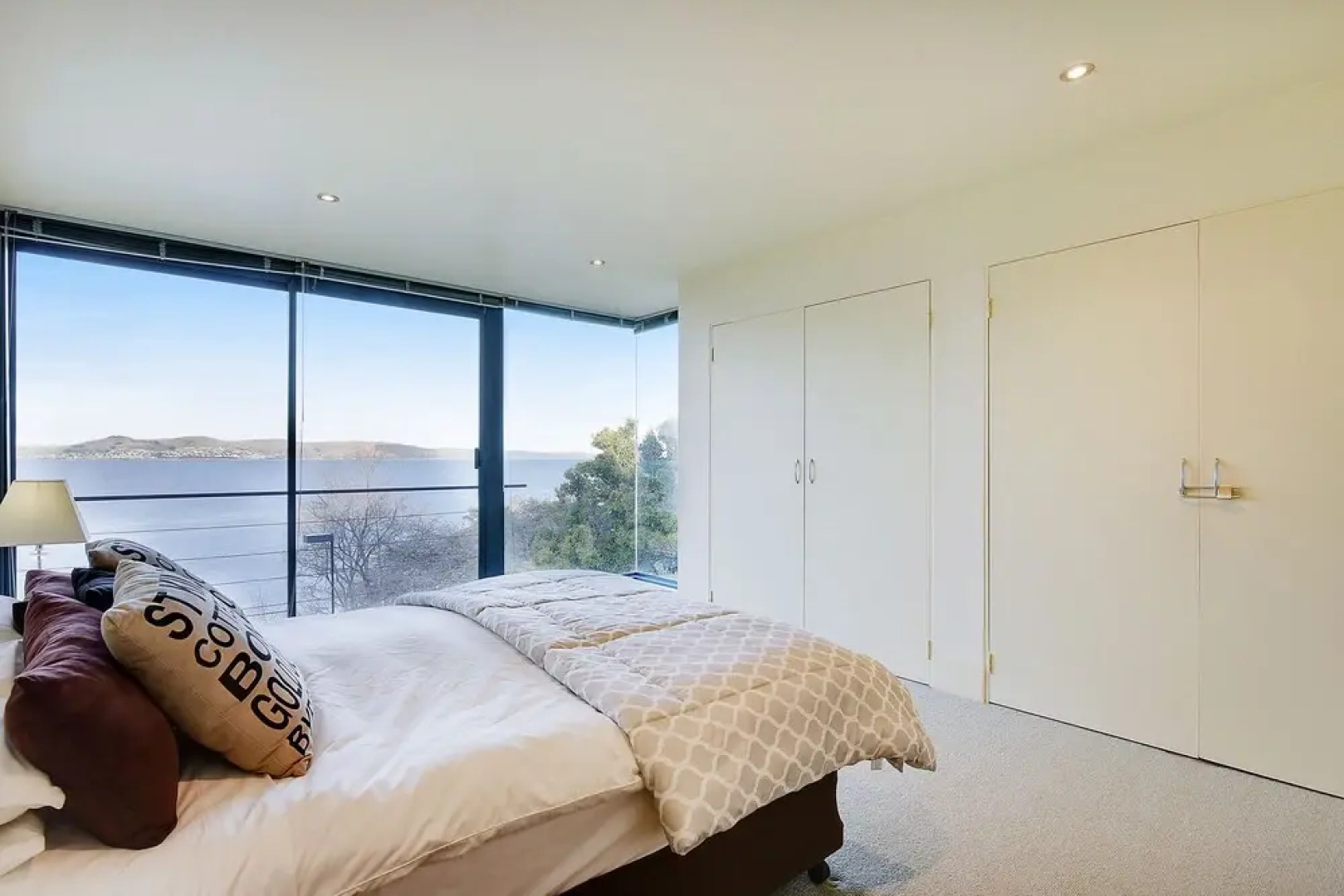 Kylakin on the Derwent River - Rejuvenate Stays