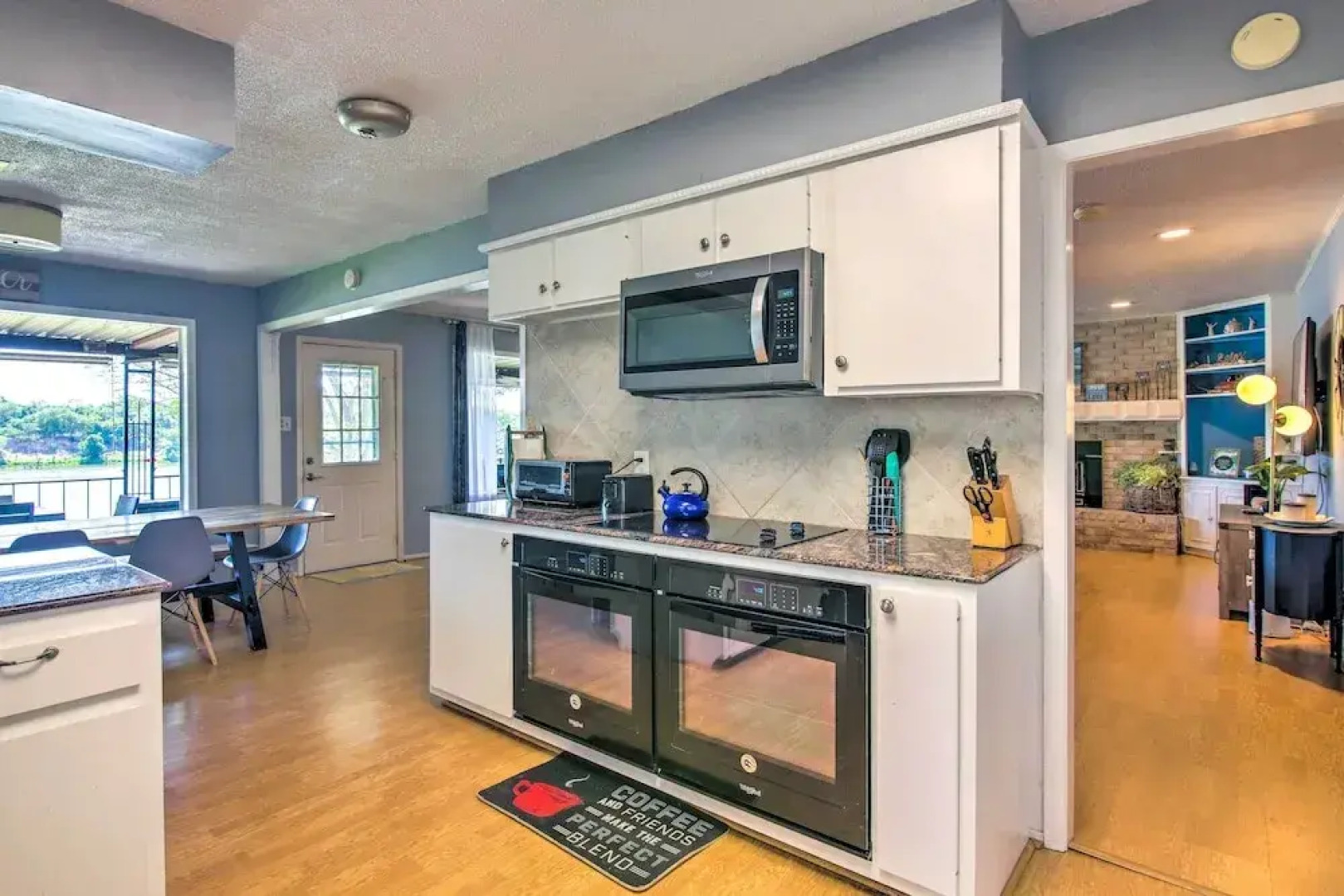 Vibrant Kingsland Retreat w/ Waterfront Views