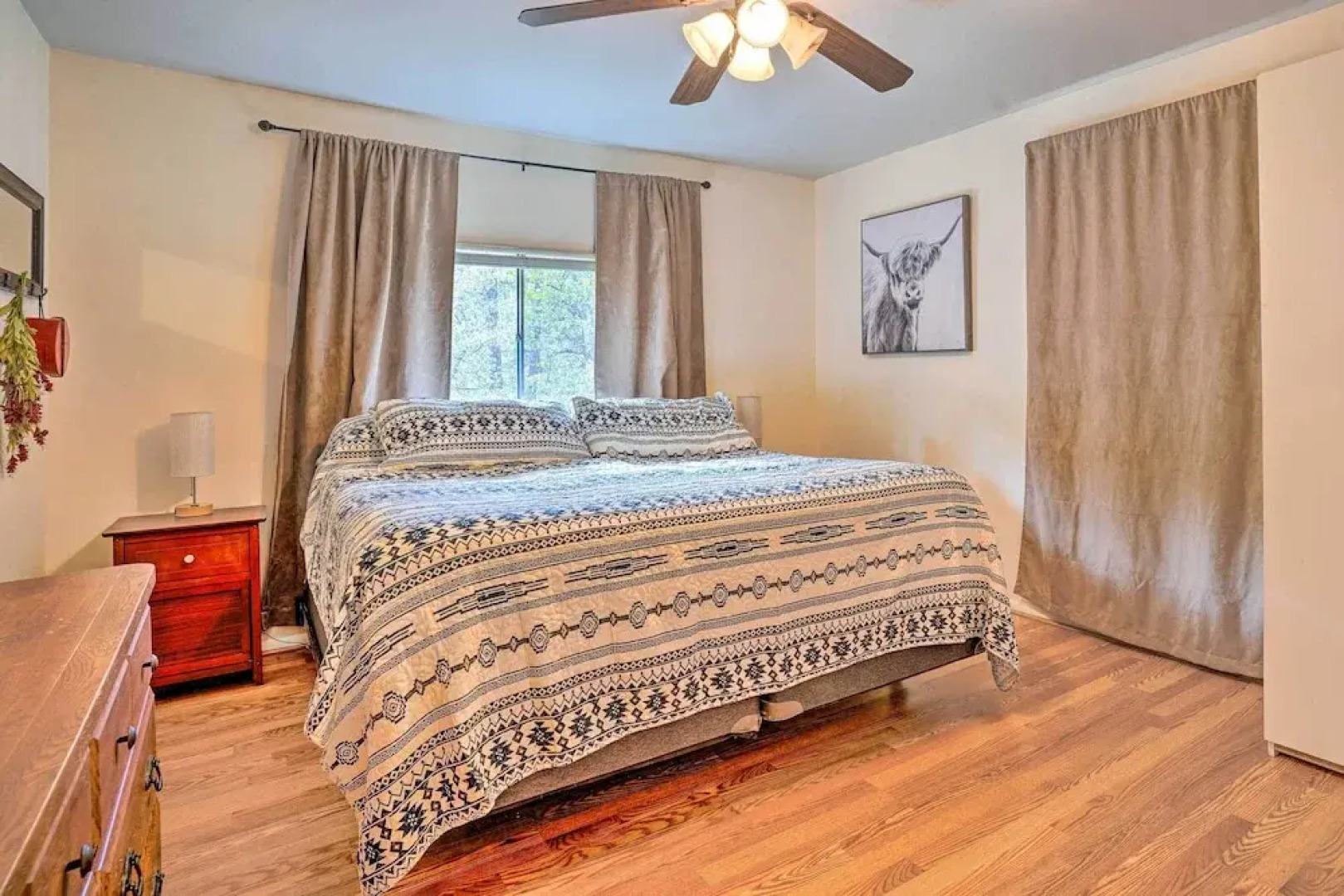 Peaceful Cabin w/ Deck & Grill: 1 Mi to Crown King