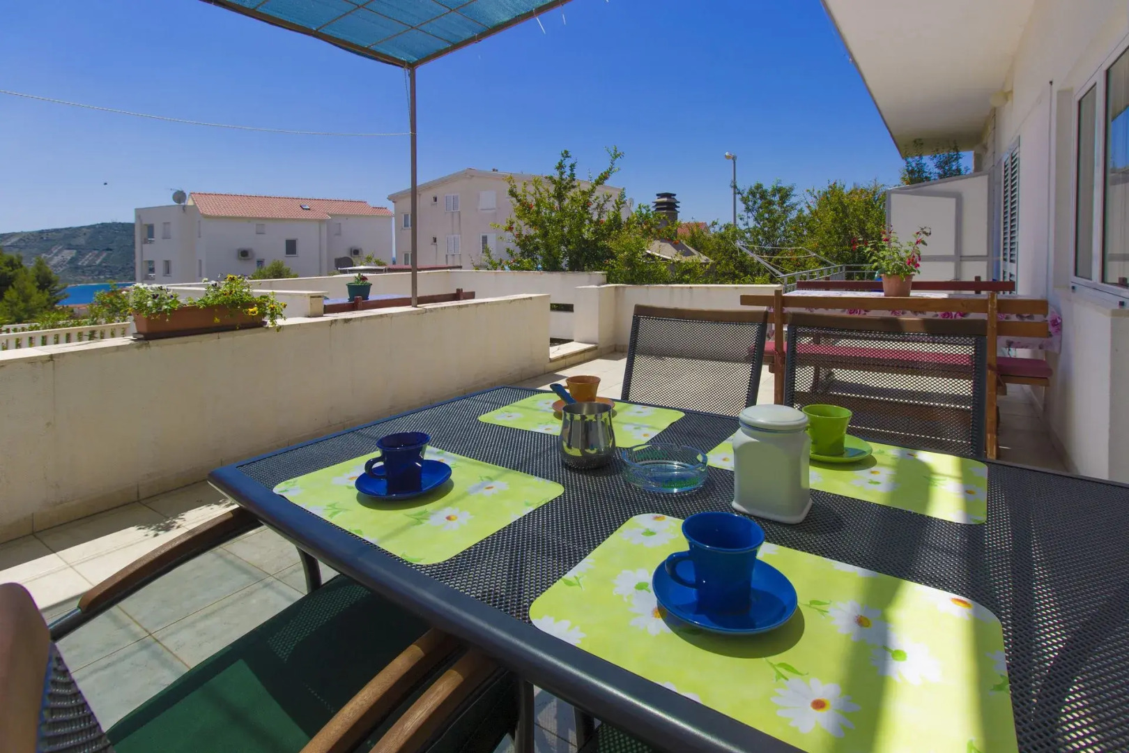 Apartment Vince - free parking: A2 plavi Primosten, Riviera Sibenik