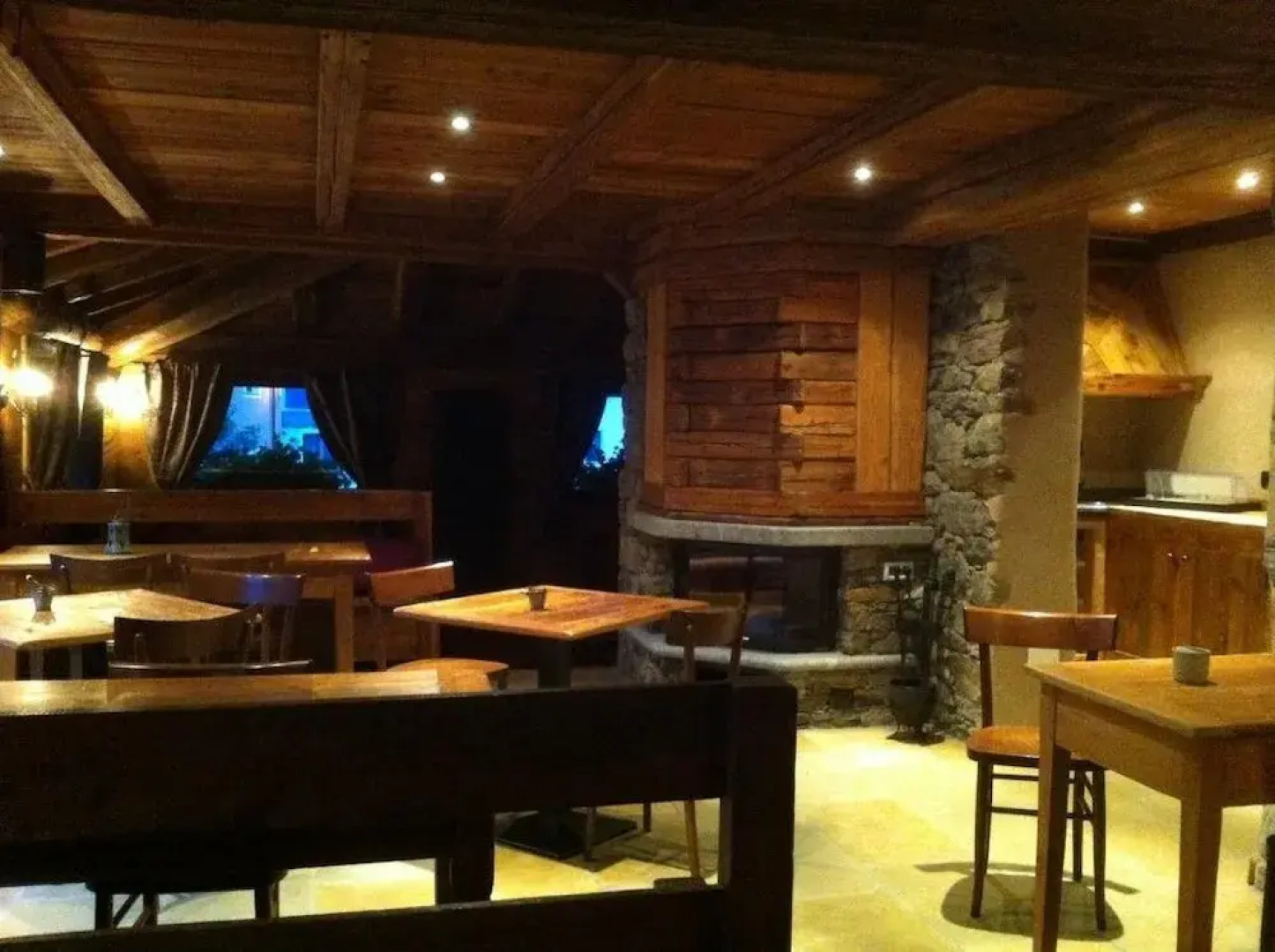 Les Trompeurs Chez Odette