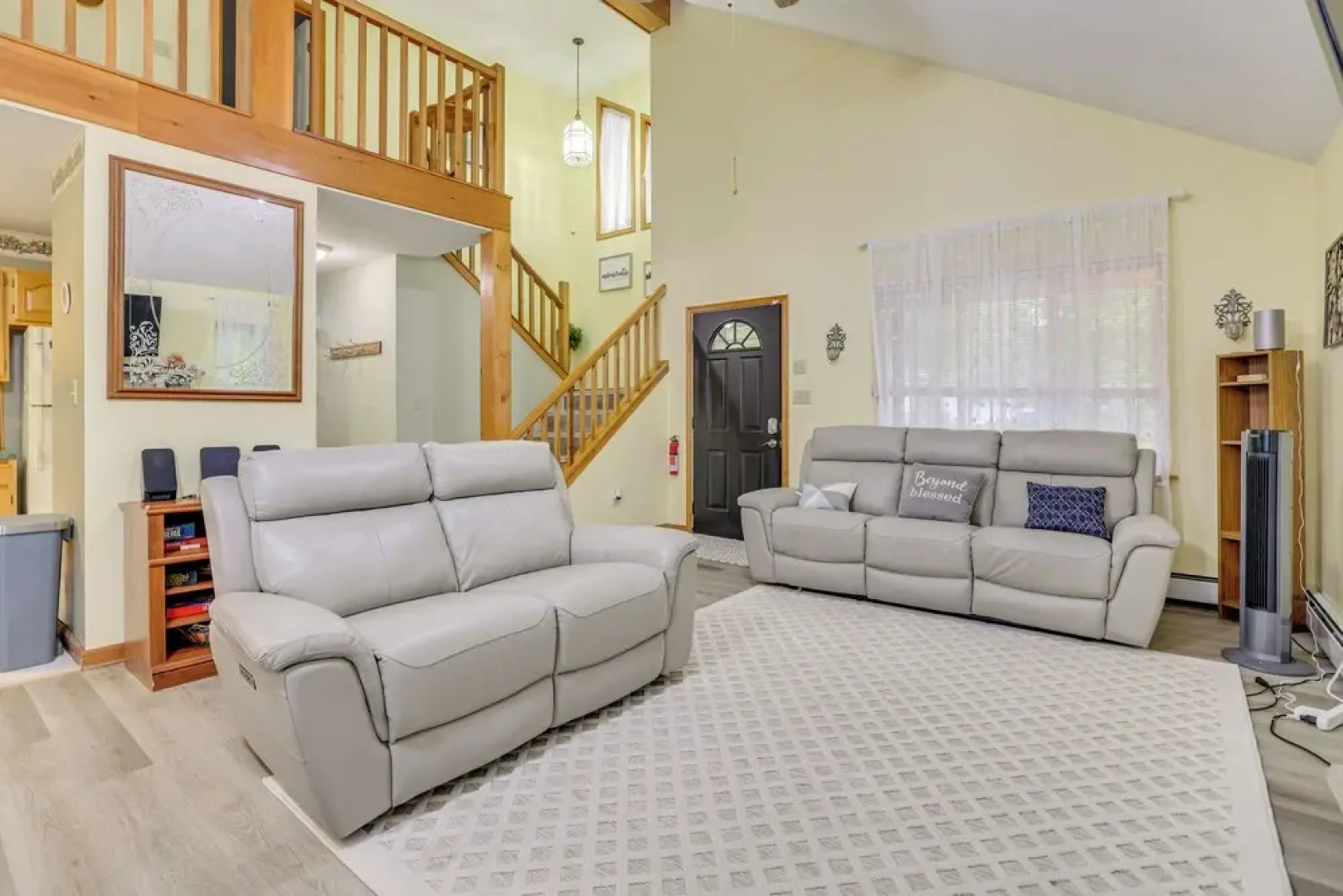 Private Hot Tub: Lakefront Poconos Home!