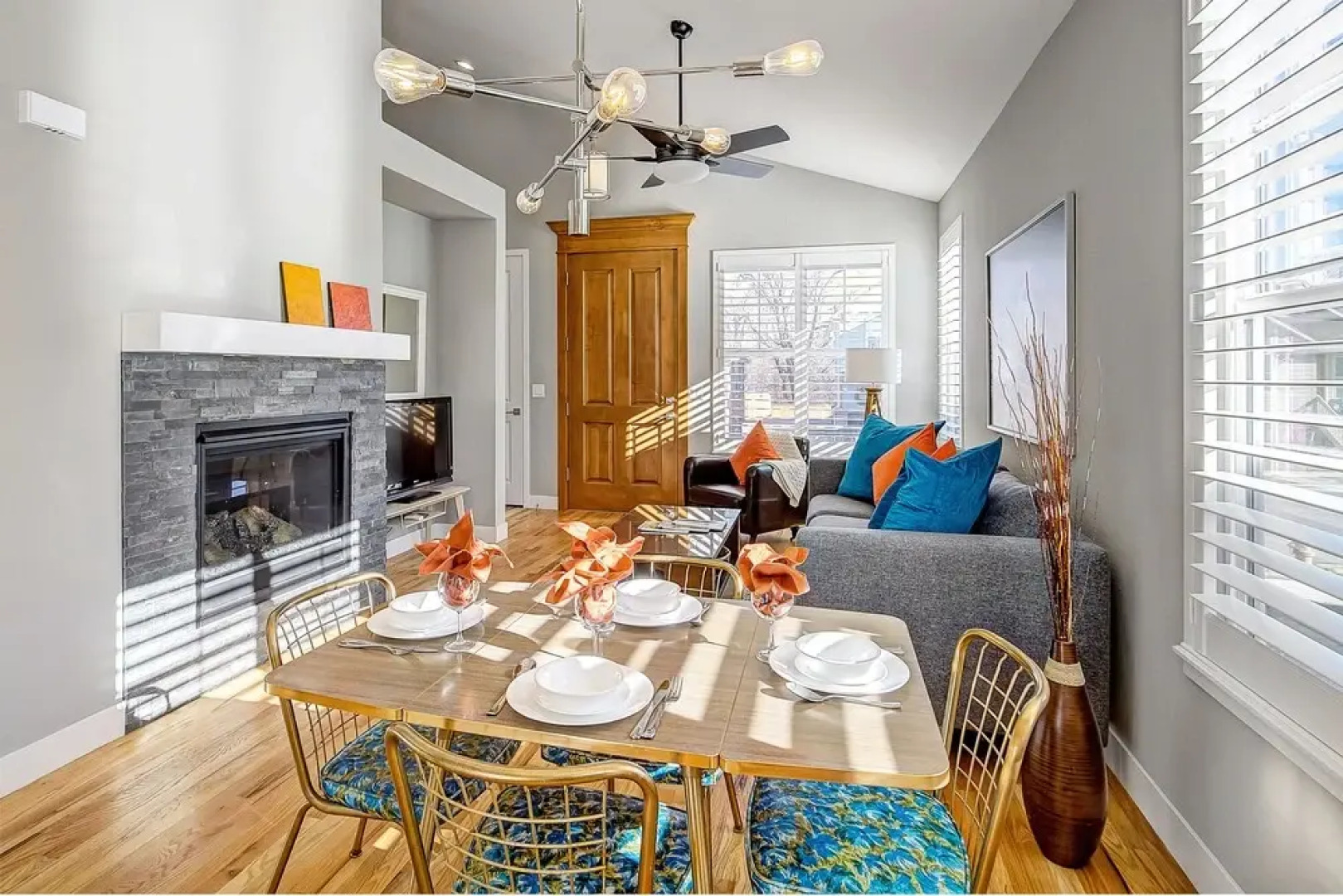 Beautiful New Denver Home! Sleeps 12!