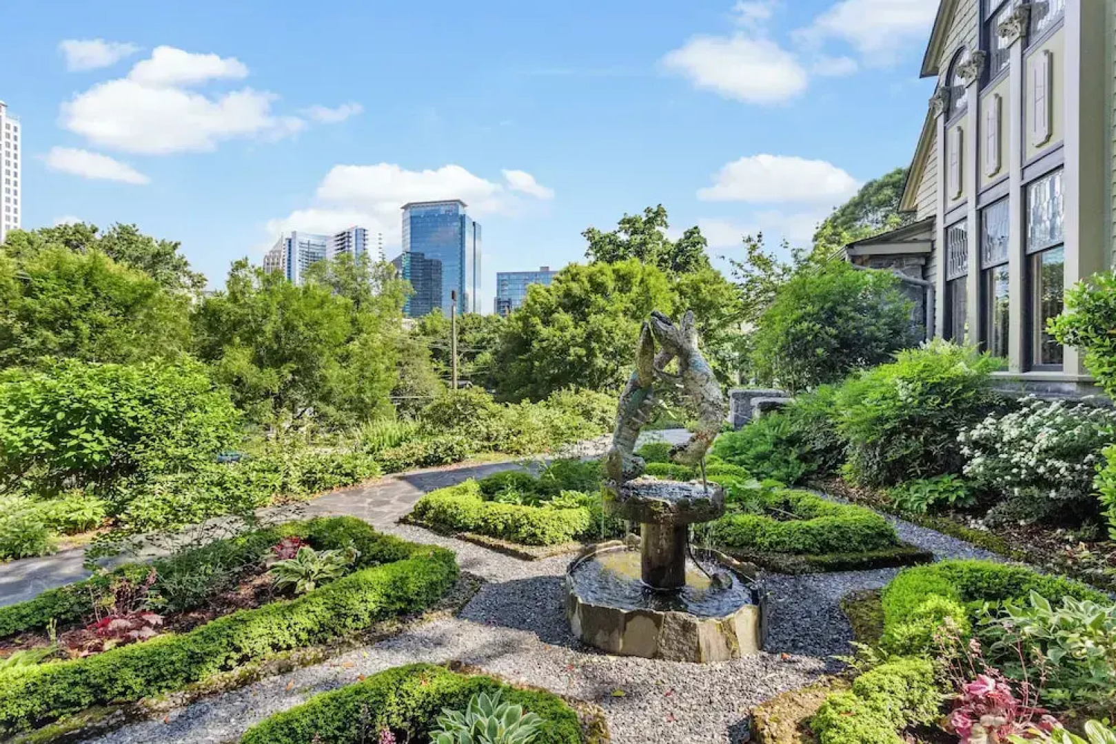 Stonehurst Place Bed & Breakfast