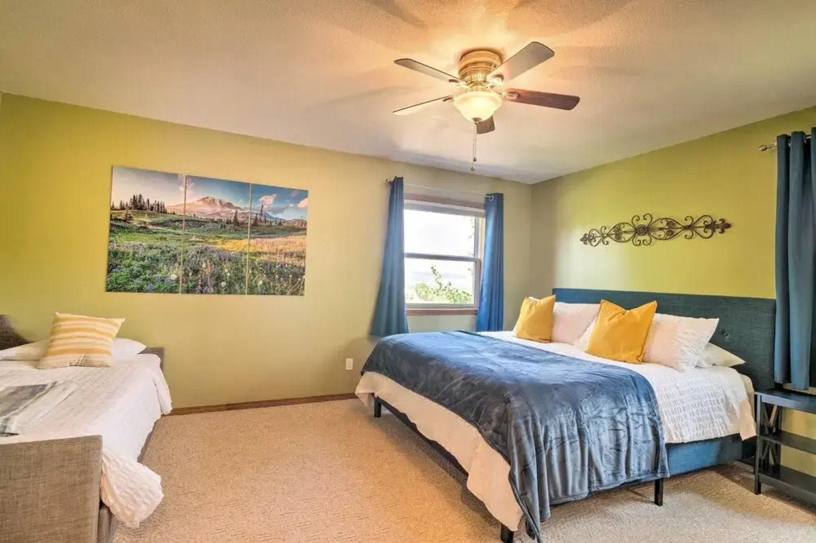 Monument Getaway w/ Hot Tub, 12 Mi to Usaf Academy