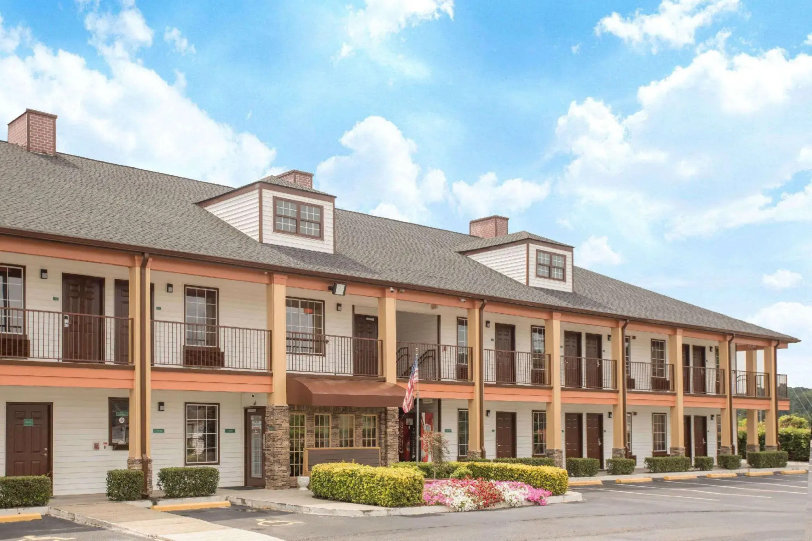 Baymont by Wyndham Commerce GA Near Tanger Outlets Mall