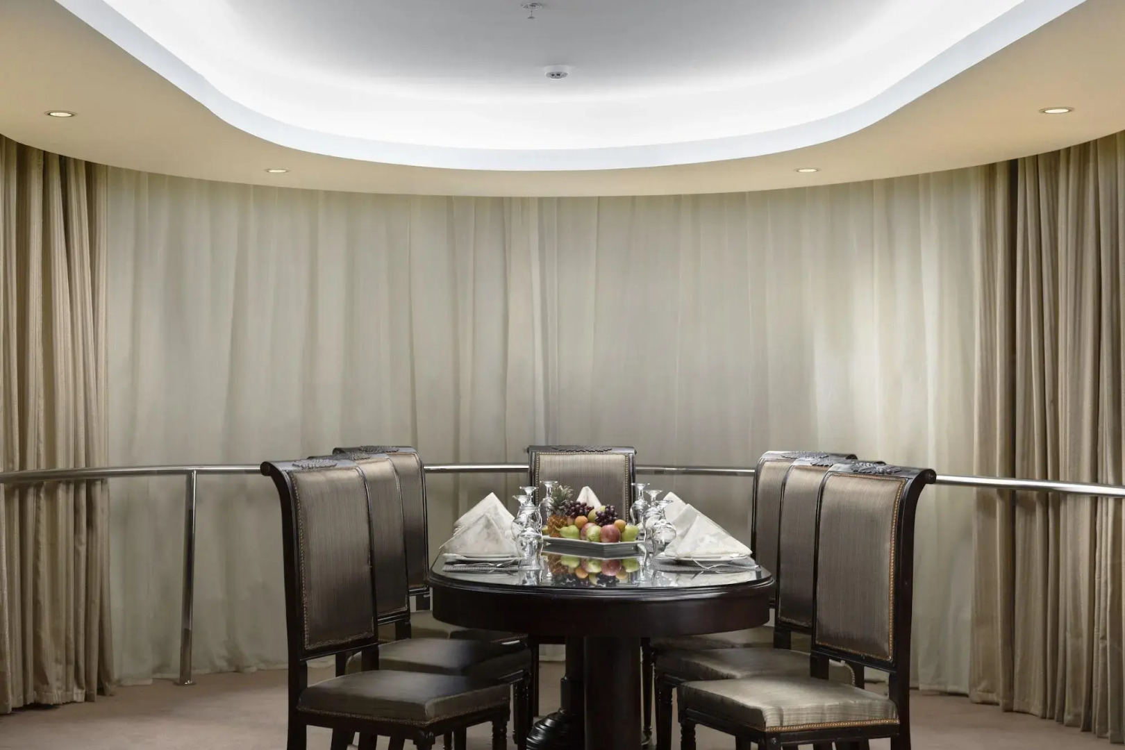 Отель Razana Al Rowdah