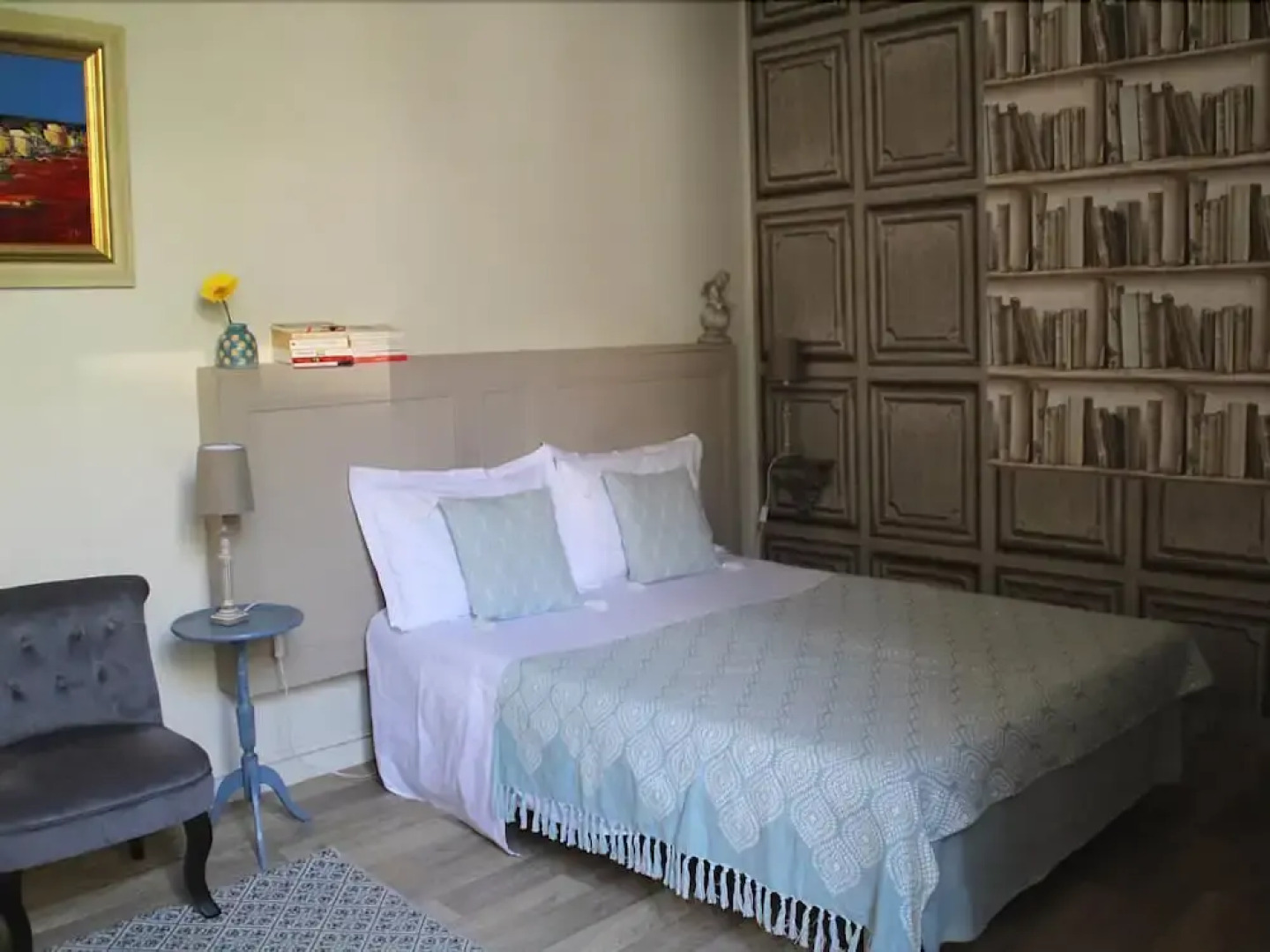 Une Chambre en Ville