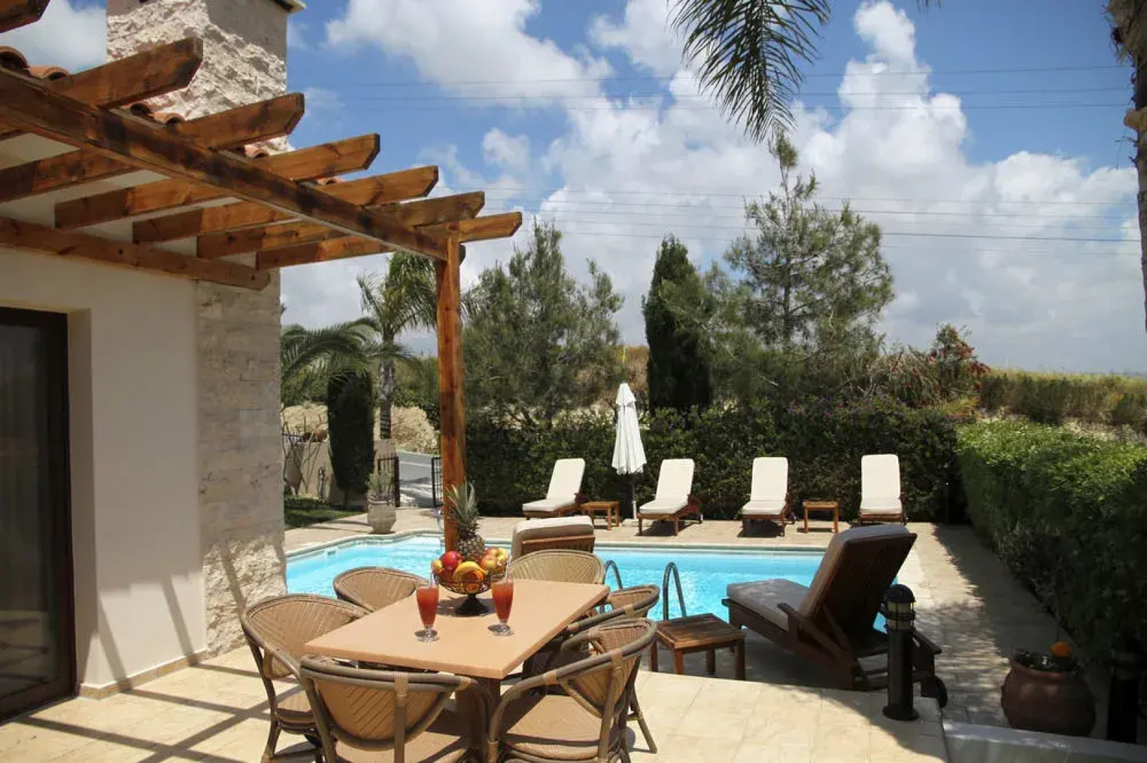 Eve Pissouri Villas