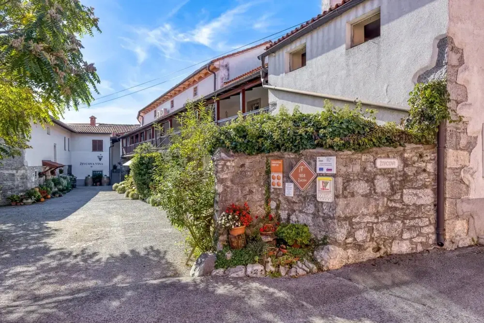 Countryside House Leila