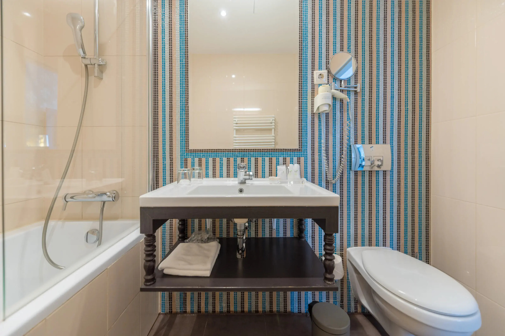 La Prima Fashion Hotel