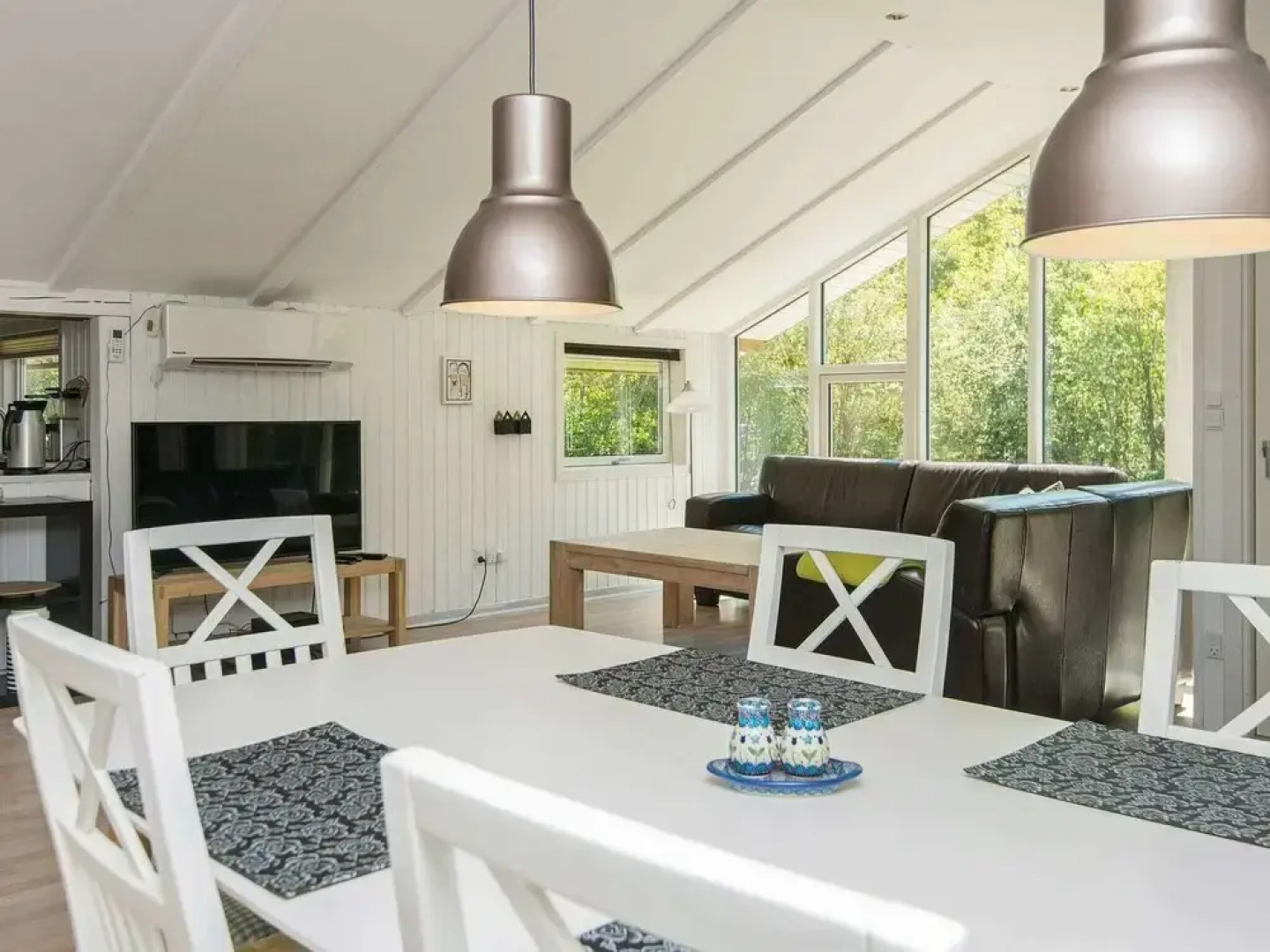 6 Person Holiday Home in Oksbøl