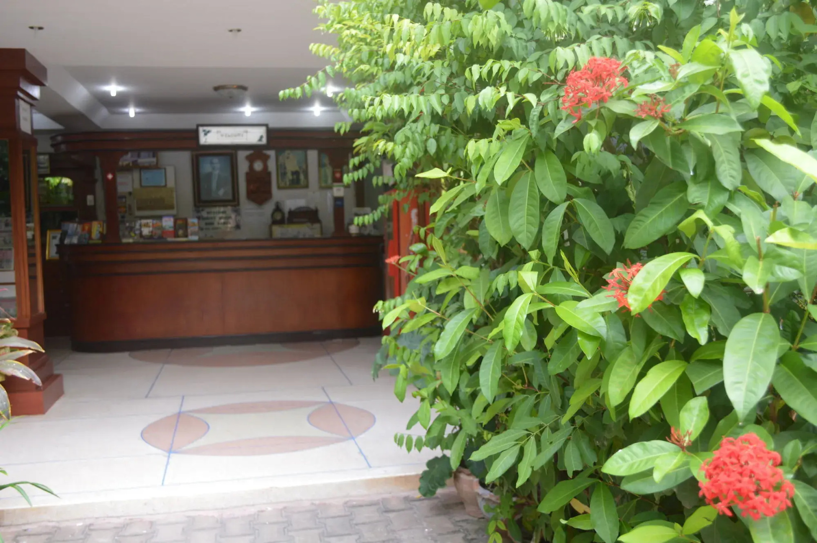 Bonny Hotel