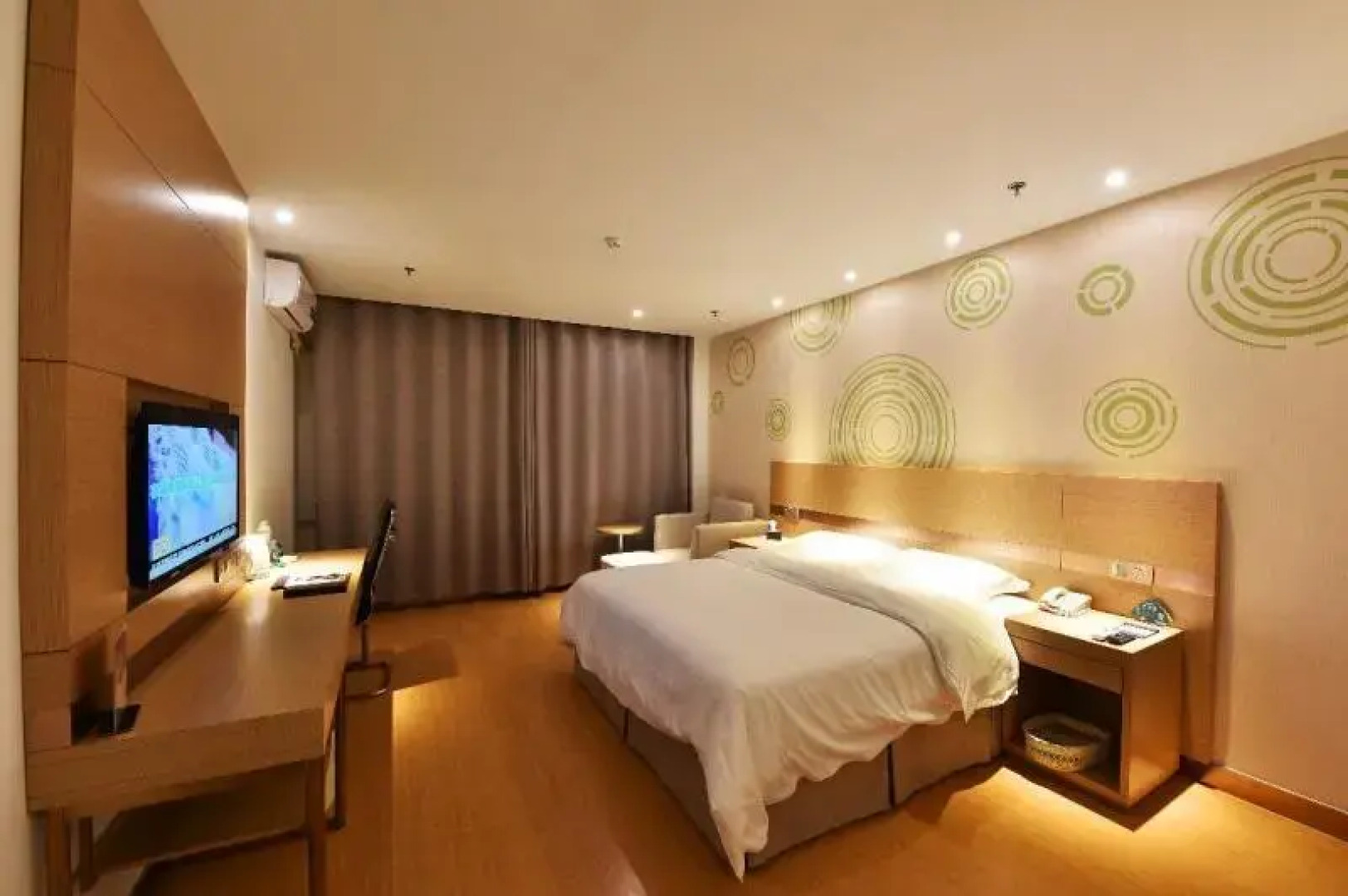 GreenTree Inn Rongcheng Swan Lake Business Hotel