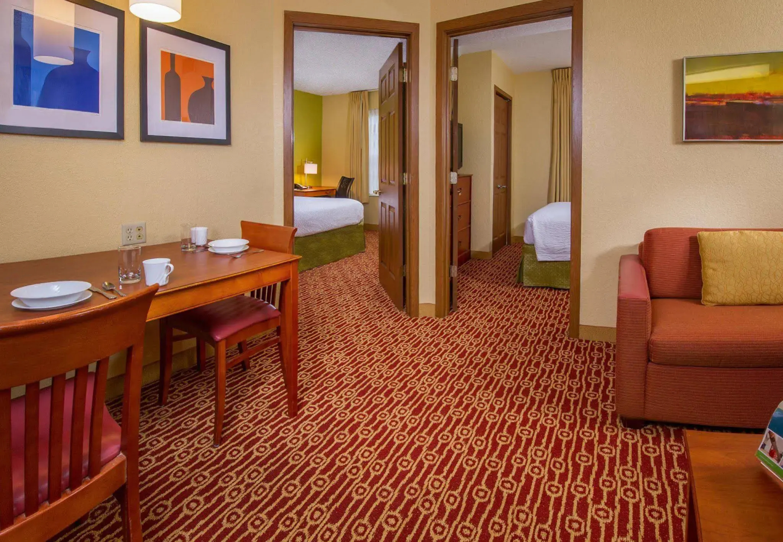 Sonesta Simply Suites Falls Church