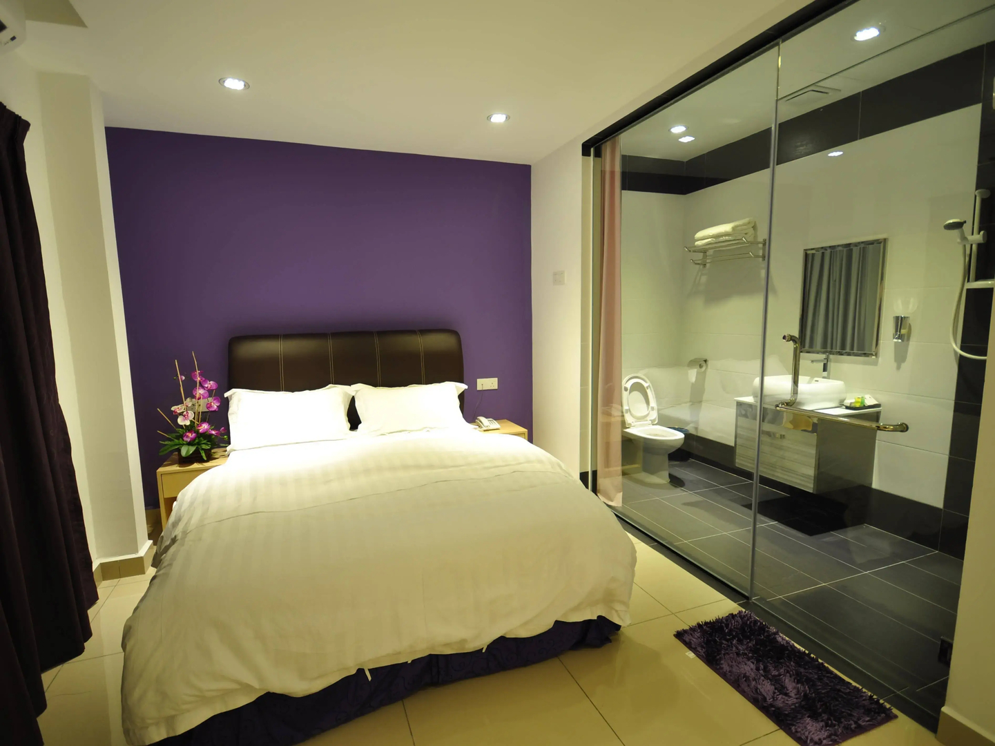 East Sun Hotel Sekinchan - Self Check In