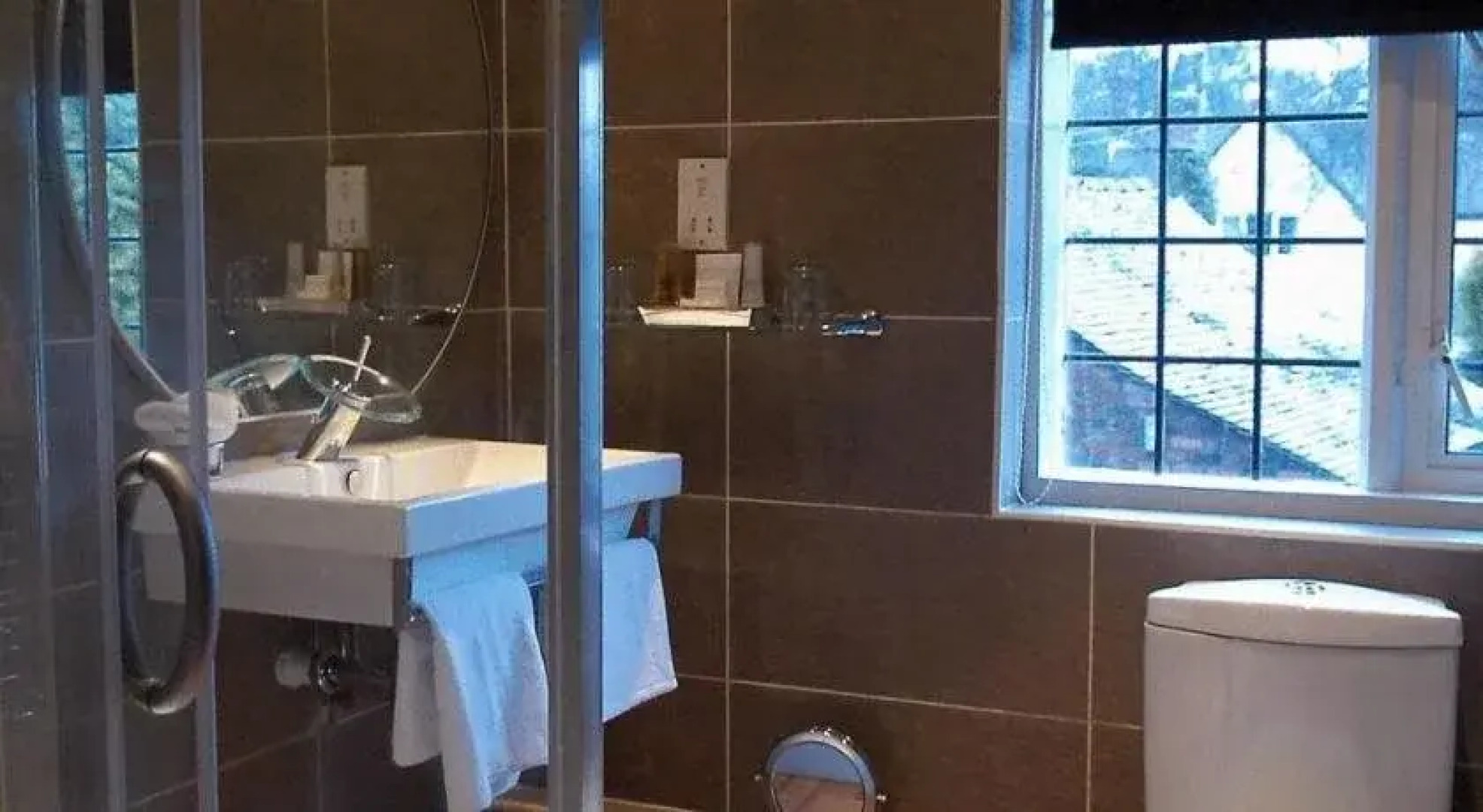 The Old Hall Country House