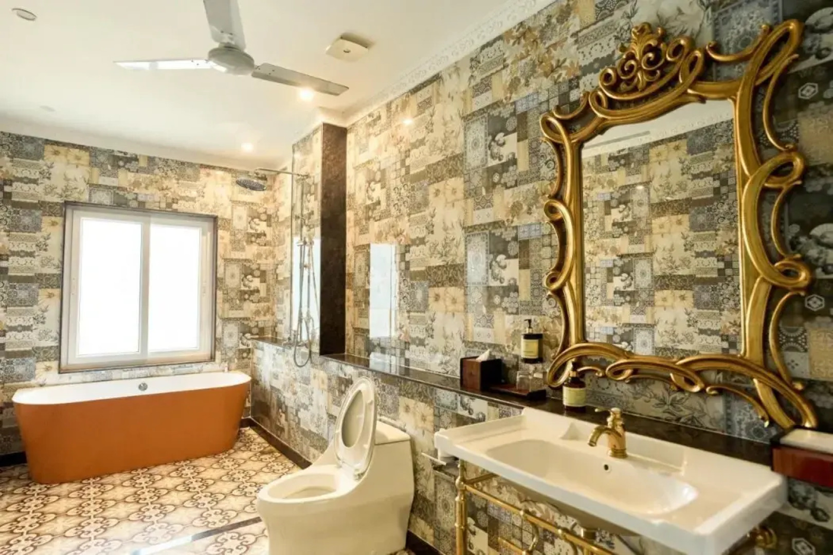 Mayfair Manor Alibag