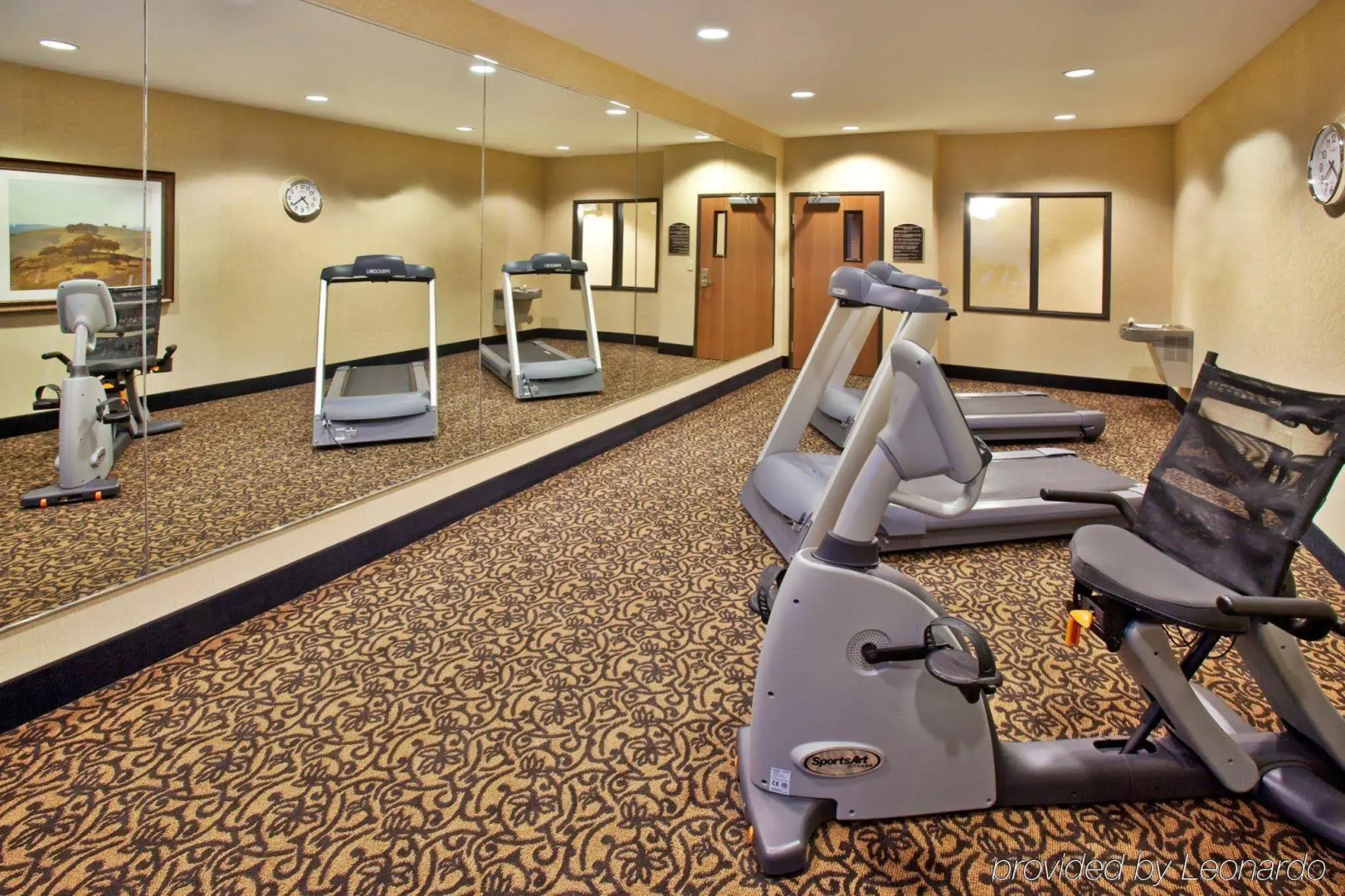 Holiday Inn Express & Suites Sheldon by IHG