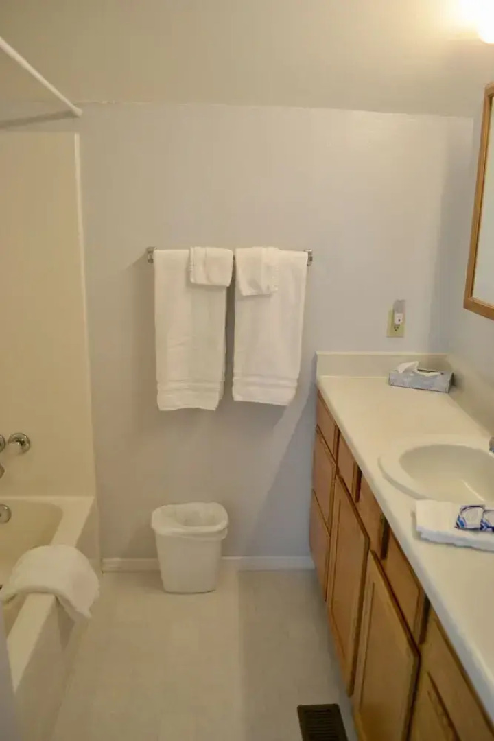 Pioneer Inn Guesthouse