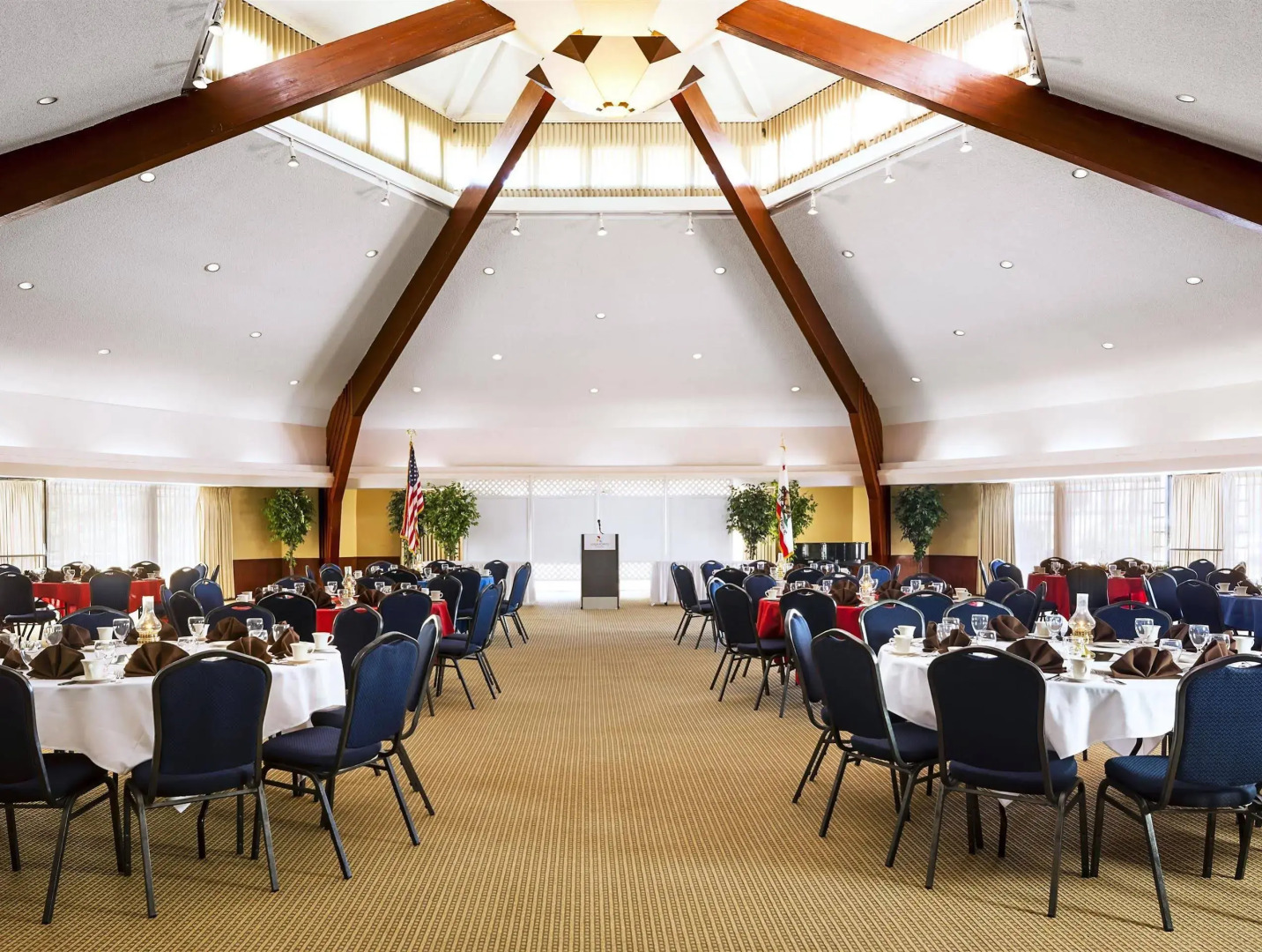 Four Points by Sheraton Ventura Harbor Resort