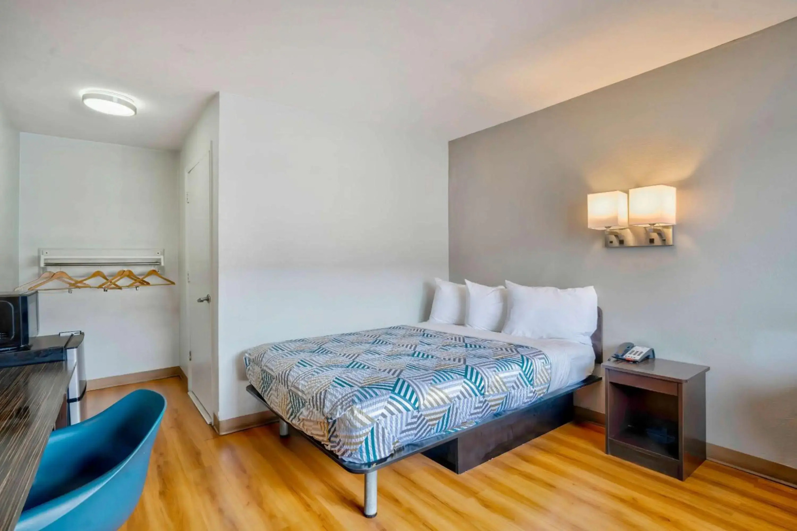 Motel 6 Lumberton, NC