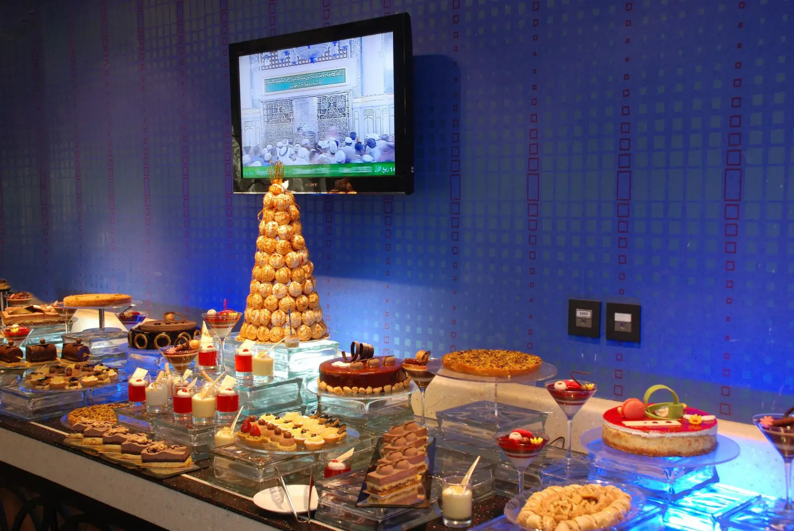 Gloria Al Madinah, Al Fayroz Al Massi