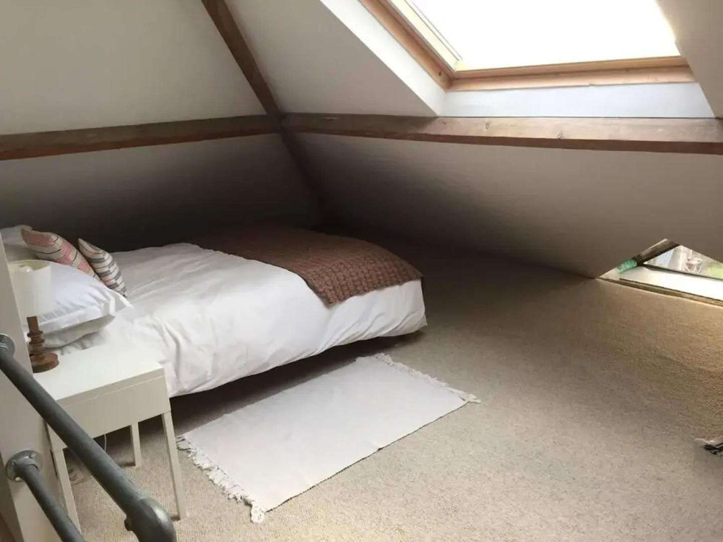 5 Bed House - Sleeps 15 - Pets - Garden - Parking