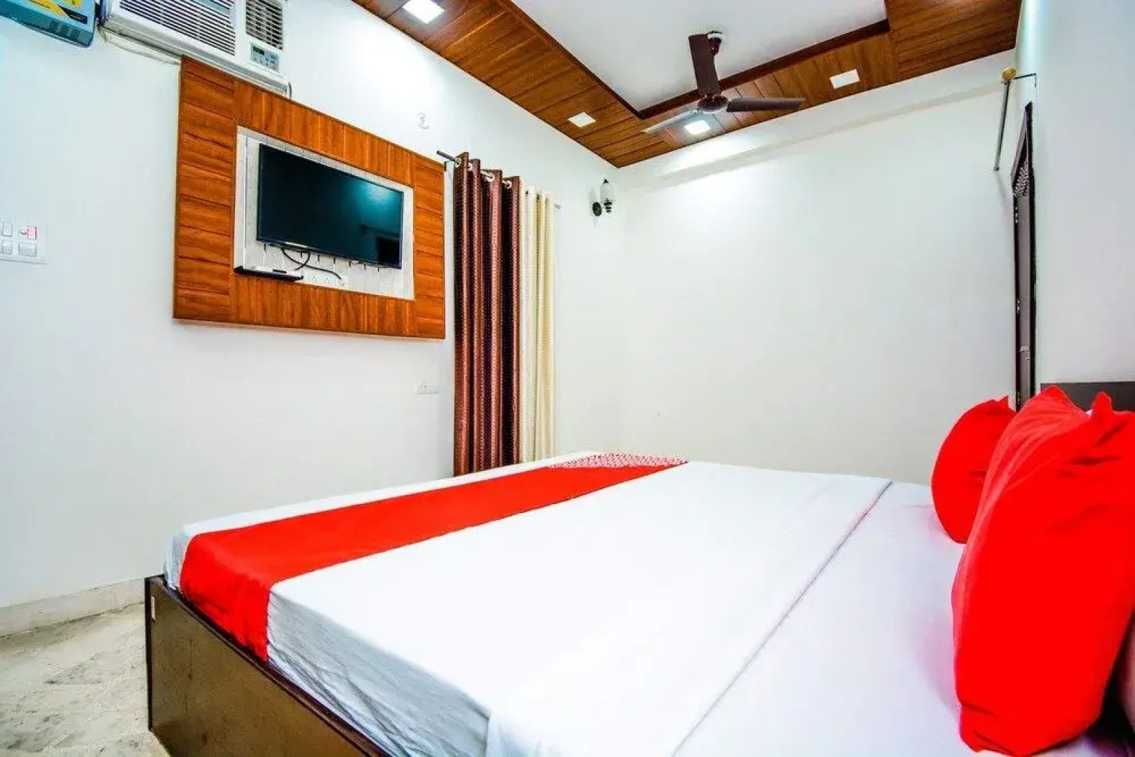 Hotel Mubarak by OYO Rooms