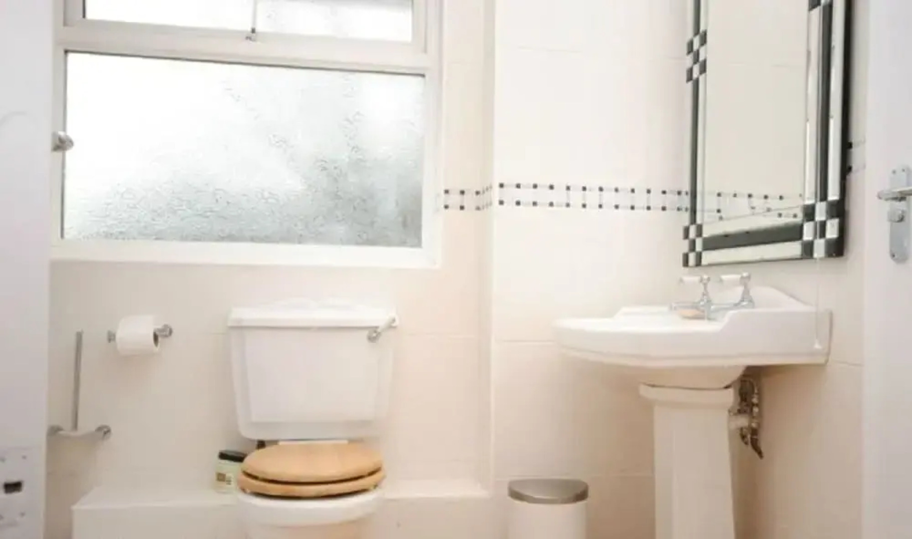 Annies Cottage, Emsworth 400255