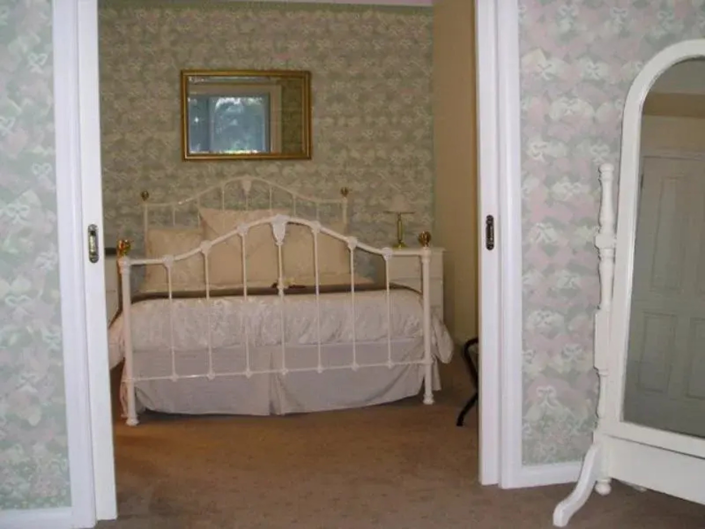 Silver Waters Bed & Breakfast