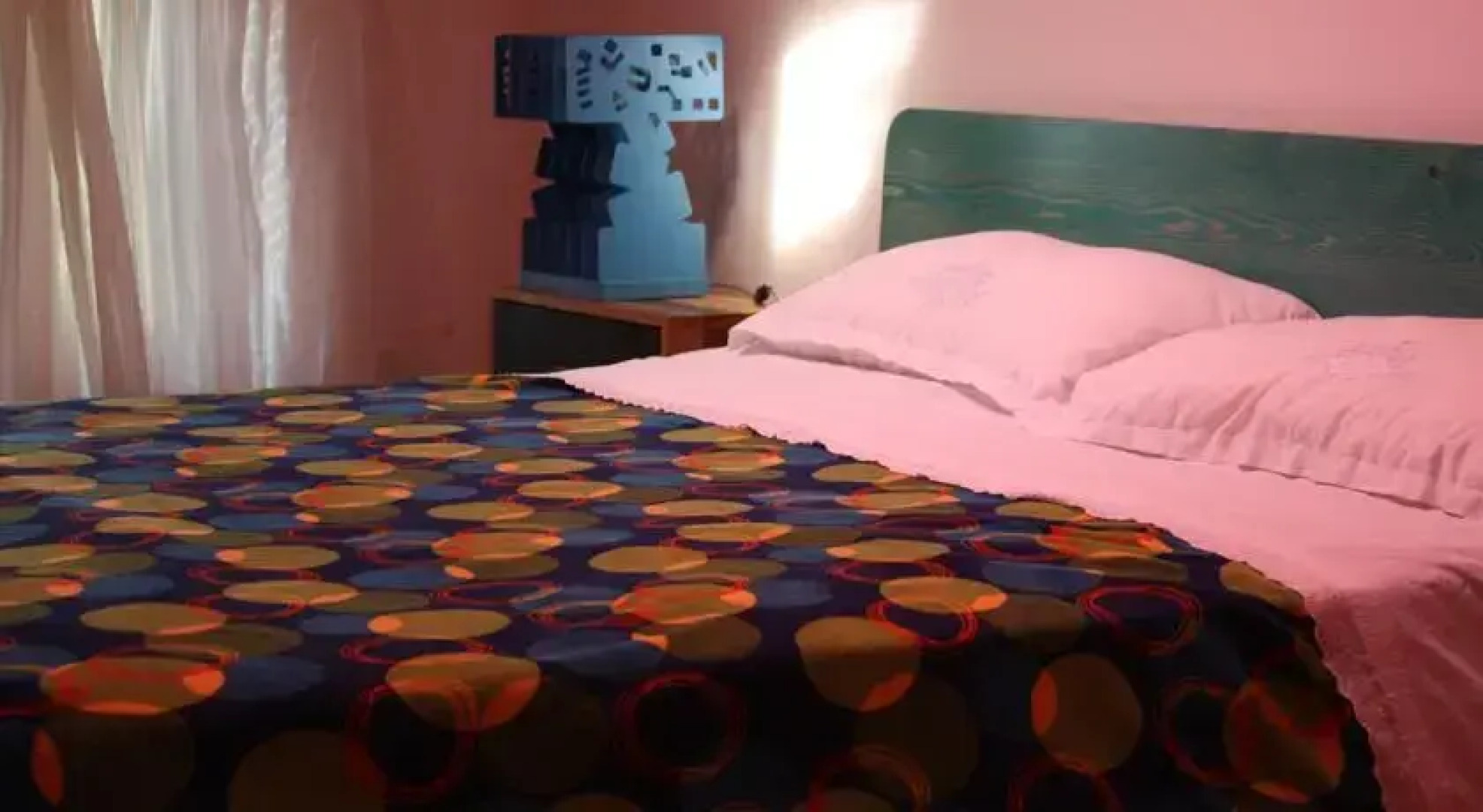 Holiday Home Natural Art House